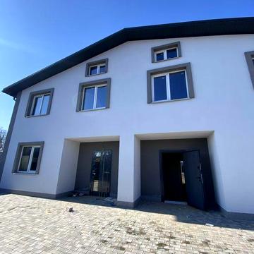 Найкраща ціна на ринку! Готовий таун.