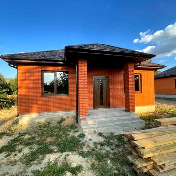 Миколи Зарудного, 42