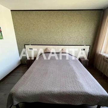 Продаж двохкімнатної квартири з євроремонтом в Солонці!