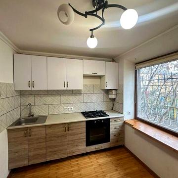 Продається гарна 2 к.квартира! Можна ДЕРЖПРОГРАМИ