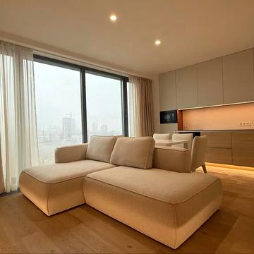 Набережна Перемоги вул., 7