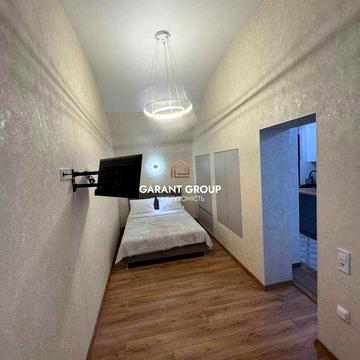 Однокімнатна квартира в центрі на Грецькій