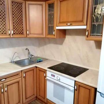 Здолбунівська вул., 5