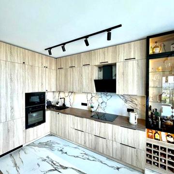 Оренда авторської 2-кімнатної квартири + кухня-студія ЖК «АВАЛОН АП»