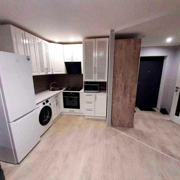 Здається 1 км квартира в новому будинку на Озерній!