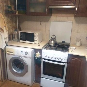 Сдам 1 комнатную квартиру с ремонтом на основе, ул. Достоевского.