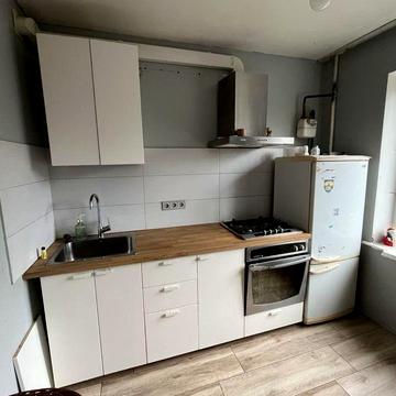 Продам 2-х кв чешка Тополь-3 дом 68 Торг