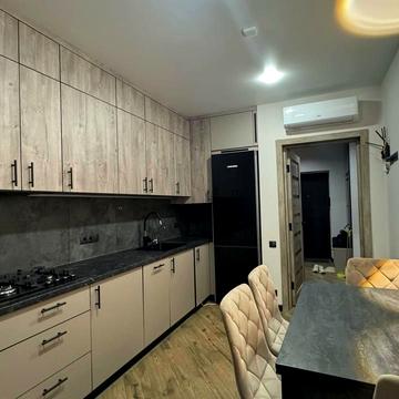 Тараса Шевченка вул., 25