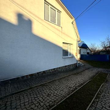 4 кімнатний будинок 170 м²