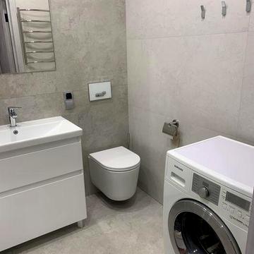 Сдам 1 ком .кв. в центре города !