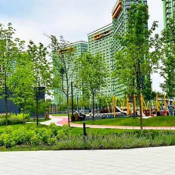 Причальна вул., 8