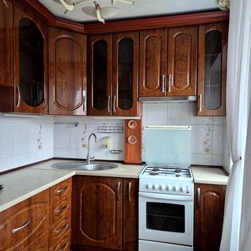 Автовокзал сдам 2-х кім квартиру 4/5цегла ремонт