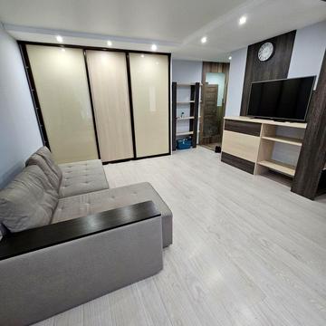 Госпітальна вул., 2