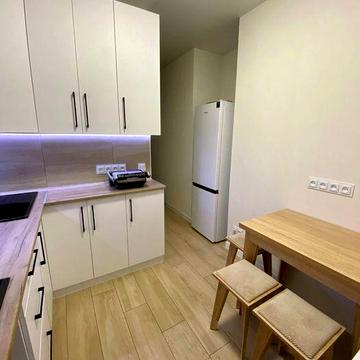 2-кімн.Центр. Власник. Світло не вимикають