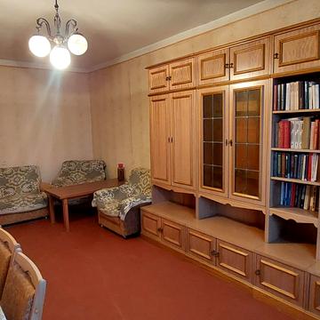 Гарібальді вул., 8