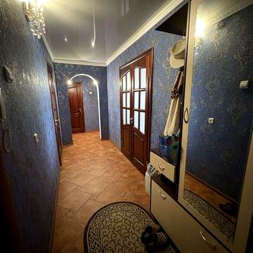 Продаж трикімнатної квартири