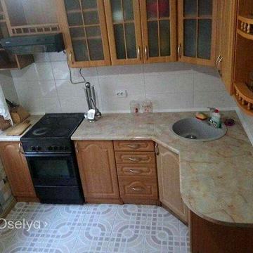 Продам 2-кімнатну квартиру на вул. Вадима Гетьмана, 44 Караваєві Дачі