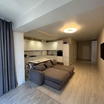 Олексія Вадатурського вул. (Маршала Малиновського), 18