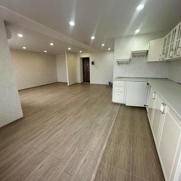 Парусна вул. (Героїв Сталінграду), 1г