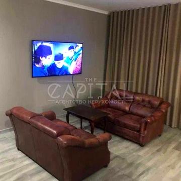 Орендв Квартира вул. Безручко Марка Киев