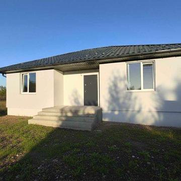 Продаж будинку у передмісті. Новобуд. Купити будинок