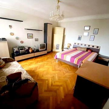 Здається 1км кв Центр Р-н Кобилянської
Р-н Вул. Української ремонт, м