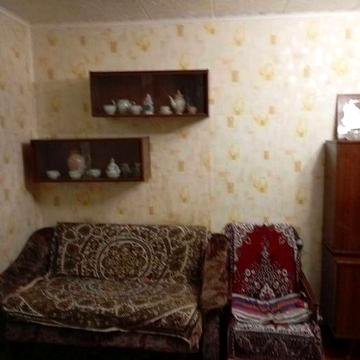 Квартира  хороший район старая часть города транспортной остановка м