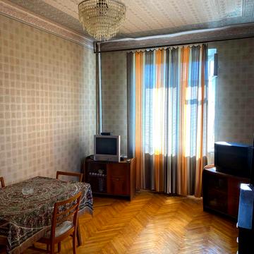 Івана Світличного вул. (Петровського), 4-А