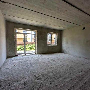 Готовий  до ремонту  Таунхаус