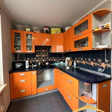 Продаж 3-к квартири на Космосі