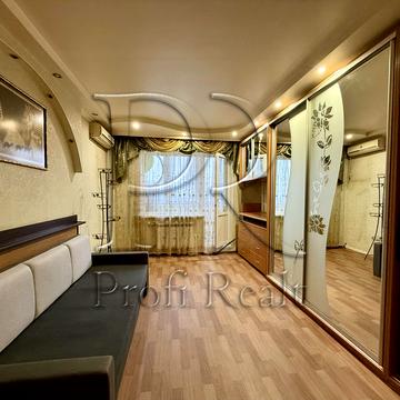 Свободи просп., 15/1