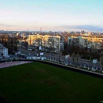 Ст. метро Почайна.  вул. Троїцько-Кирилівська 14