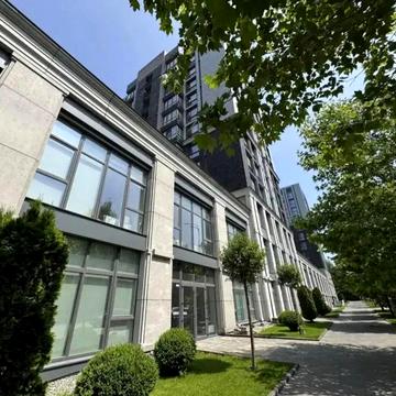 Костомарівська вул. (Щорса), 1