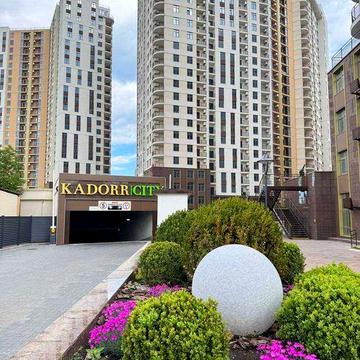 Срочно! 1 комн с балконом 67 Жемчужина Краснова Кадорр Сити/ Kadorr