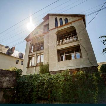 Продаю будинок+земельна ділянка с.Поляна Мукачівський район