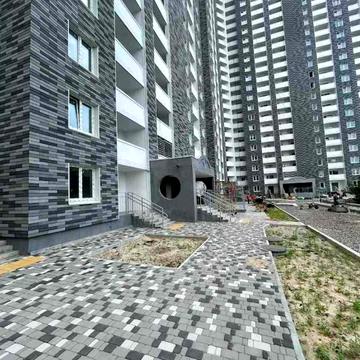 Коноплянська вул., 22-Б