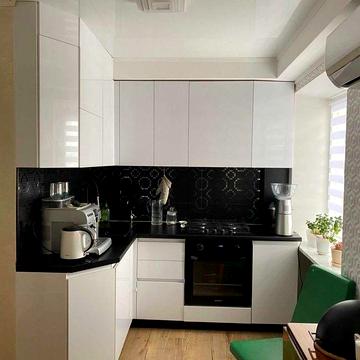 Продаж 2-х к/квартири з ремонтом, мебльована