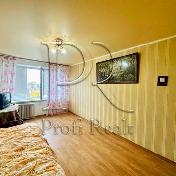 Миколи Руденка бульв. (Кольцова), 19