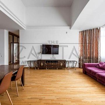 Видова квартира 165 м² у центрі Печерська, 2 санвузли, окремі кімнати