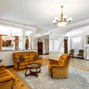 Оренда просторої 6-к квартири в історичному центрі на Подолі, 260 м²