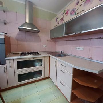 Костанайська вул., 12