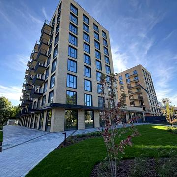 Володимира Великого вул. (Артема), 23а