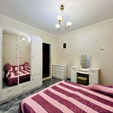 Продаю 3-кімнатну квартиру на пр. Центральному