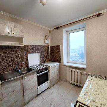 Оренда 2к квартири біля Урожаю і медуніверситету