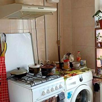 Продам 3-х комнатную квартиру в тихом районе Чугуева