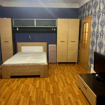 Свободна 1 комн.квартира, центр, ремонт, закрытый двор.