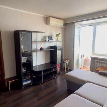 Продам 2 ком .кв   Свою. Новые Дома, метро Палац Спорту и Армейская