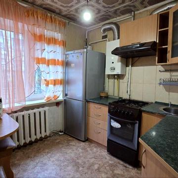 Олександра Поля просп. (Кірова), 90-А