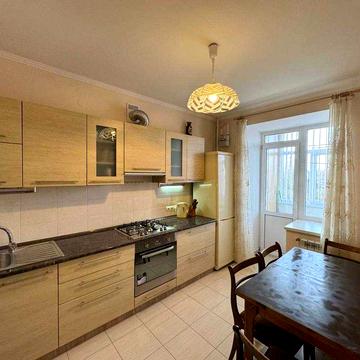 Оренда 1 кім. квартири вул. Черкаська