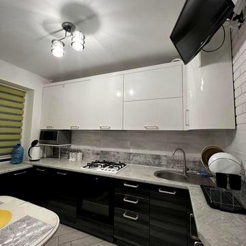 3кімнтанаКвартира(2кімнати+Кабінет)Поділля СвітлоНеВимикають